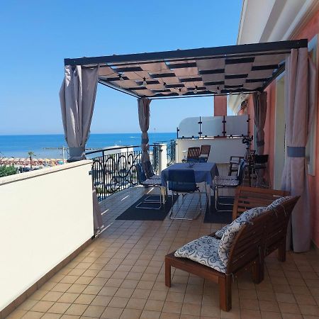 马帝斯兹罗Penthouse On The Adriatic Sea公寓 外观 照片