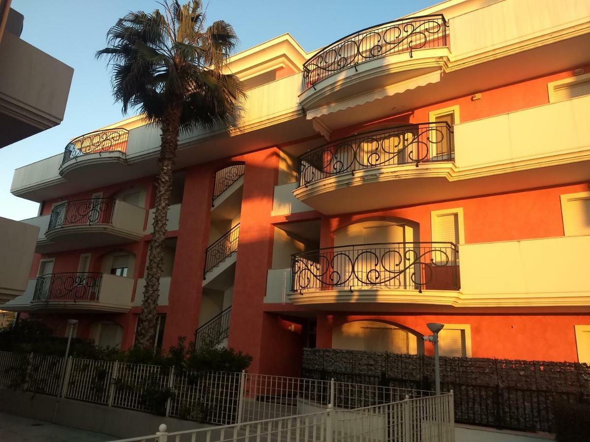 马帝斯兹罗Penthouse On The Adriatic Sea公寓 外观 照片